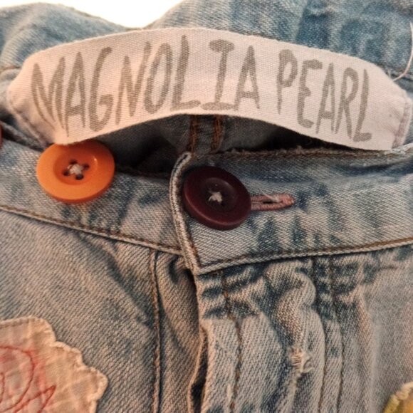 Magnolia Pearl Floral Applique Miner Denims NWT - Picture 12 of 13
